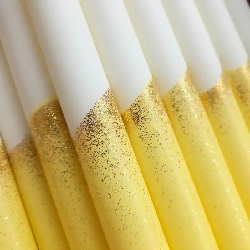 Mrs Miccio - Stearinlys Glitter Yellow Gold