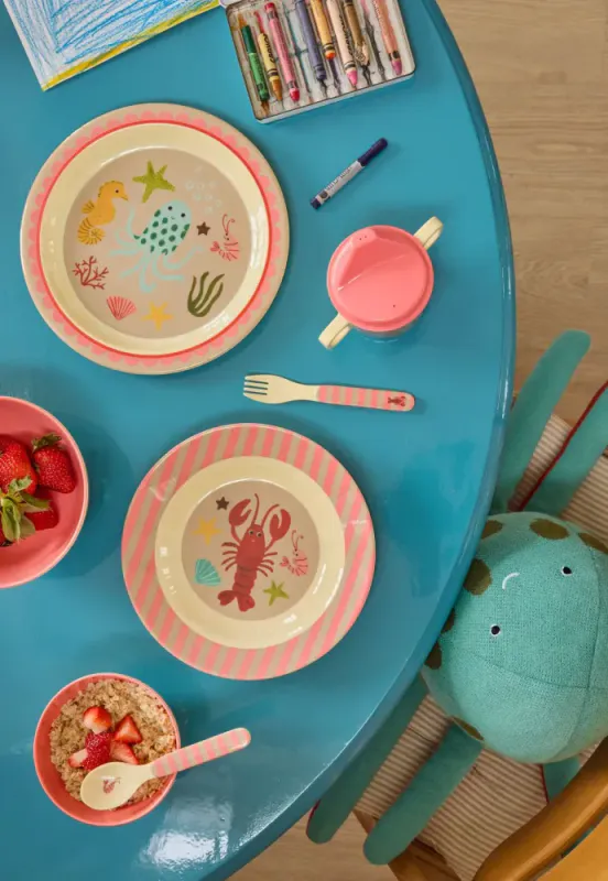 Rice - Bestikksett Ocean print korall
